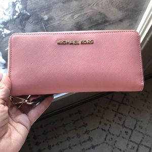 Michael Kors Leather Continental Wristlet